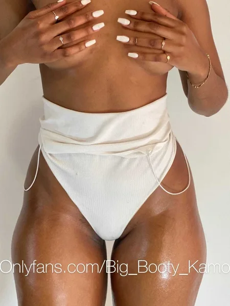 Kamo with the booty