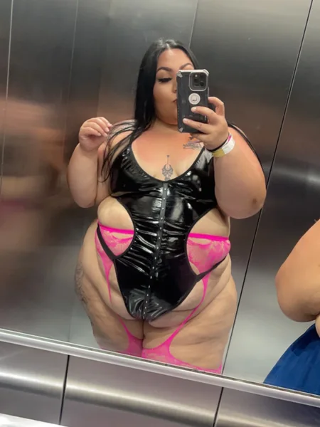 Dee martinez