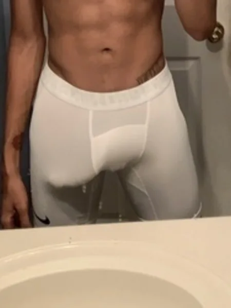 😈