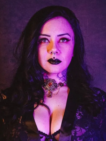 Bittersweet Spell ✨ avatar