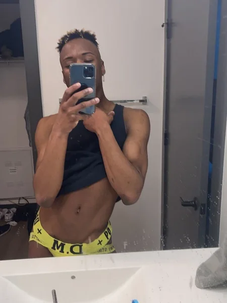 Sub Black Twink