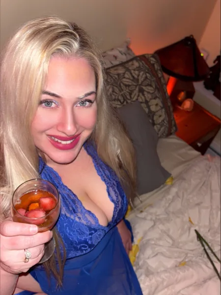 Blondbady