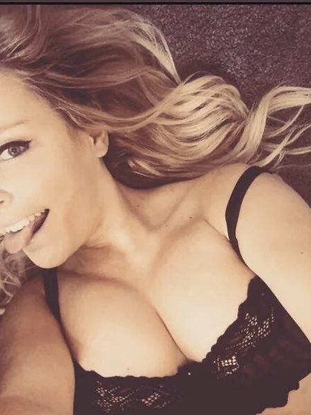 Tiny blonde with BIG TITS 🍒