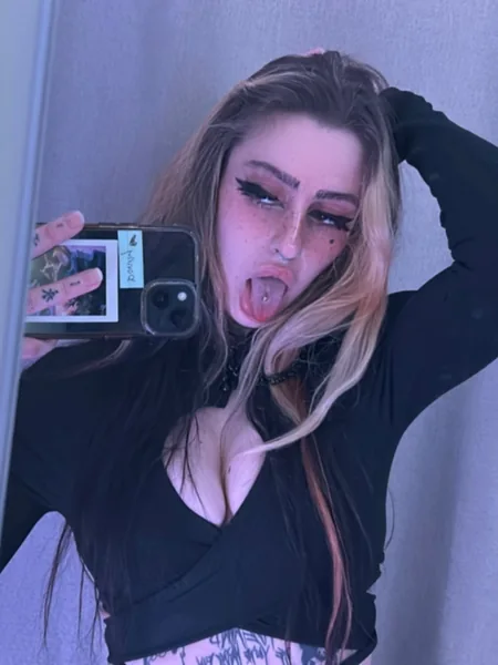 bunny🖤
