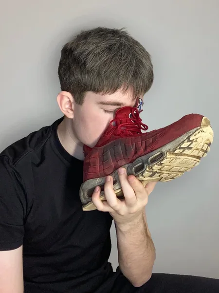 sniff_blacksocks