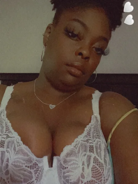 Monique 🌼