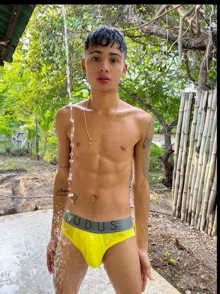 Brandon Salinas😈