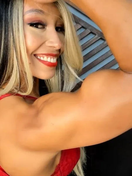 Brenda Biceps