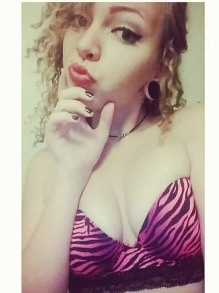 BritniBrutally