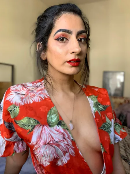 natural indian beauty