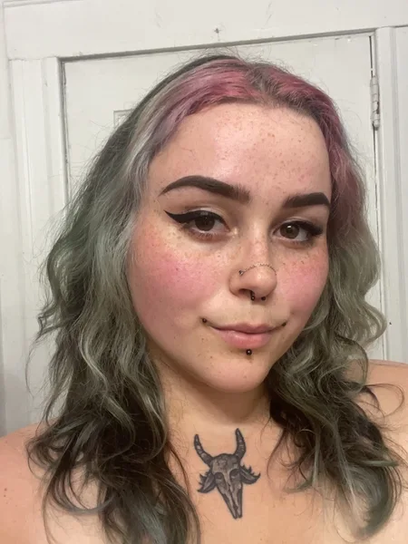 Kiki 👽