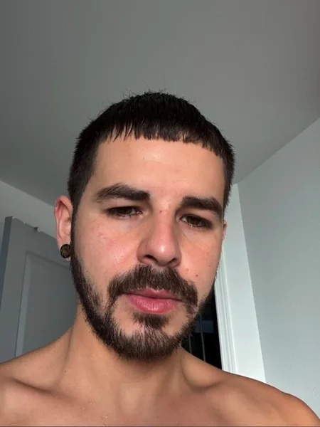 Brown Hair Guy XXX EXCLUSIVE