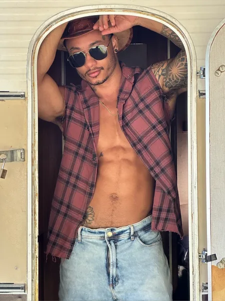 Bruno black