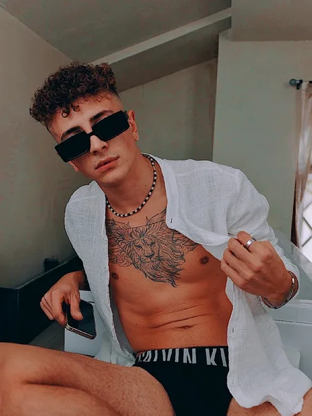 Davidebubi