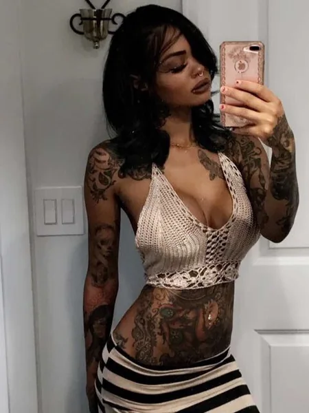 Busty Blck Barbie