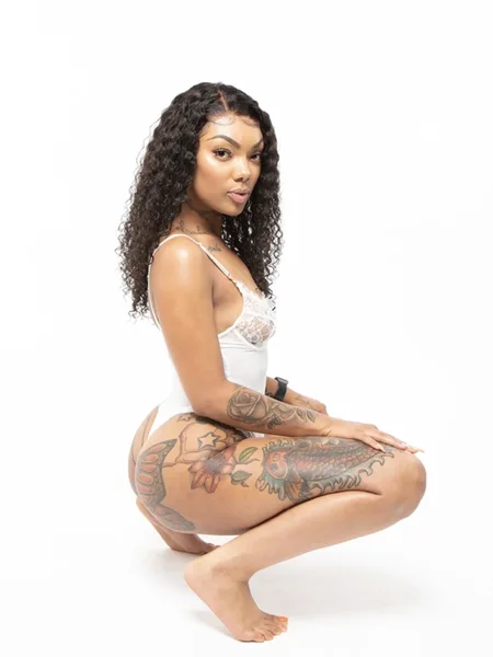 Butterflybootyy