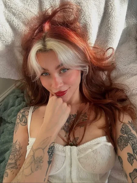 caitlin 🍒 your secret gf 💓 avatar