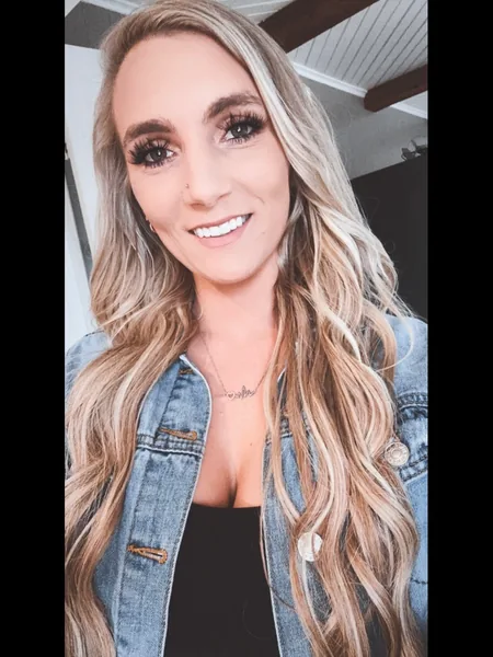 Calliblonde32DDD