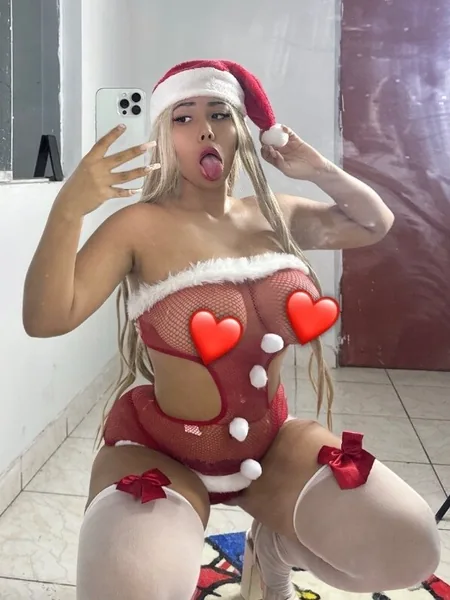 Carla Red