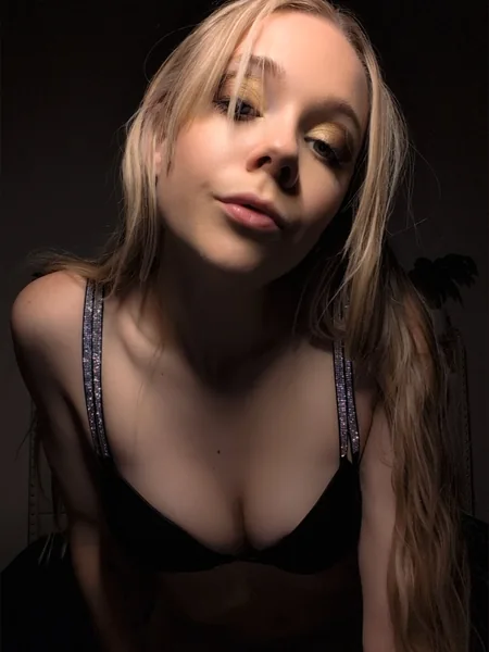 ℂ𝕒𝕣𝕖-𝕚𝕟𝕘𝕥𝕠𝕟 ✨