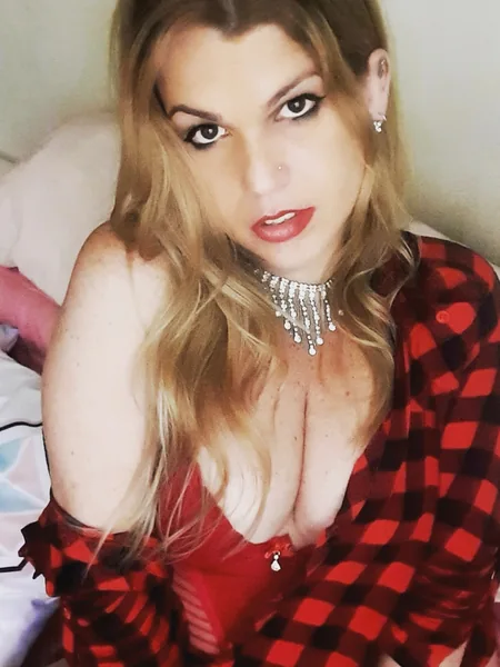 Catrina T