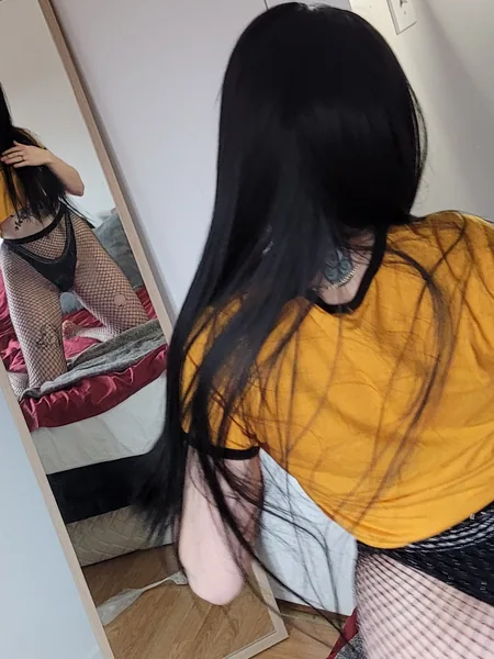 Canadian Wifey 🇨🇦
