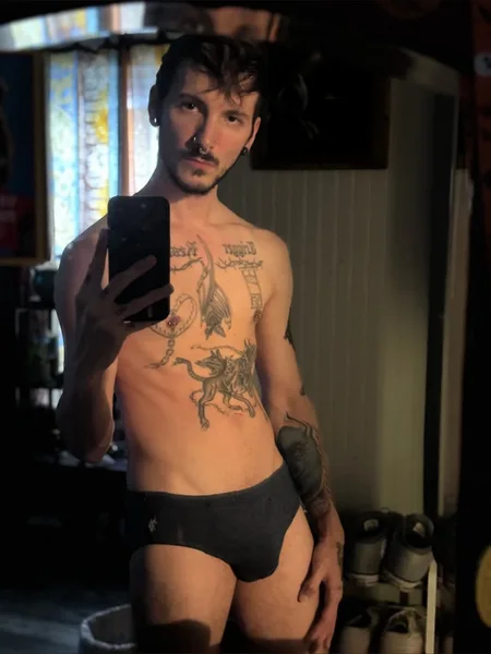 Damien Rose