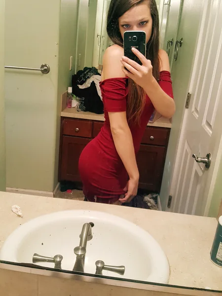 chanel Scarlett