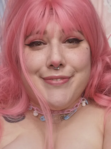 💗𝓛𝓸𝓽𝓽𝓲𝓮 💗