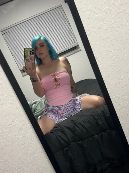 Chloee Mae