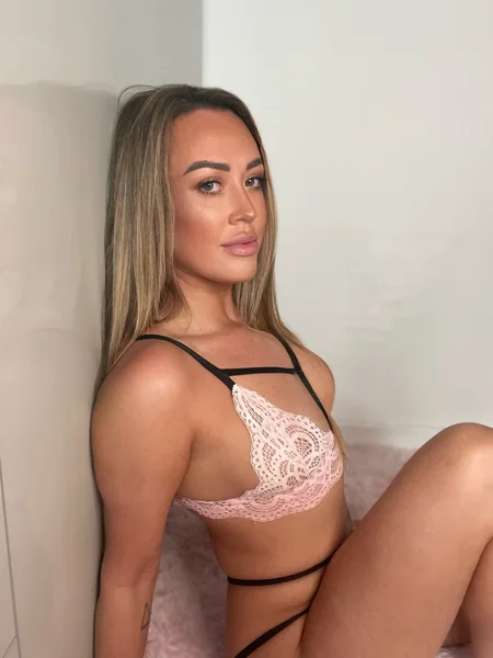 Chloe Mae 👀 | BABESTATION
