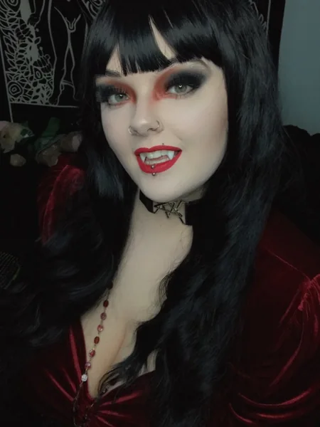 🕷bbw goth bitch 🕷
