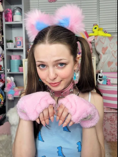 Claire Bear 🧸 FREE