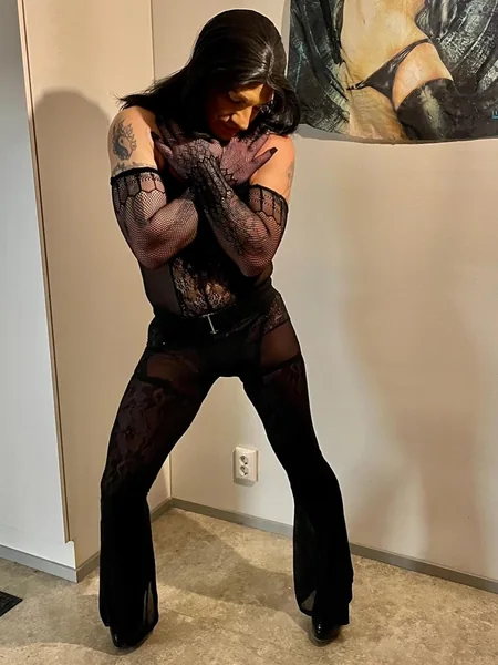 Claudia_Hottie