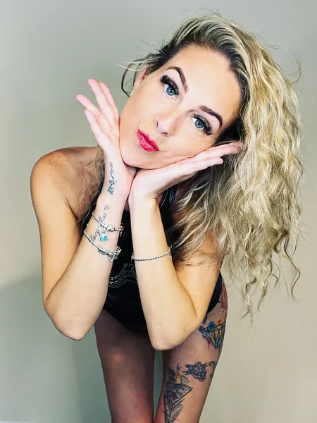 Cleo-Aray avatar