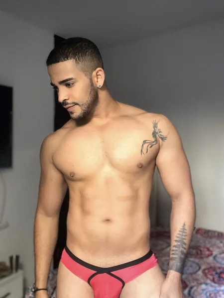 Colombian Guy🥵🥵🥵