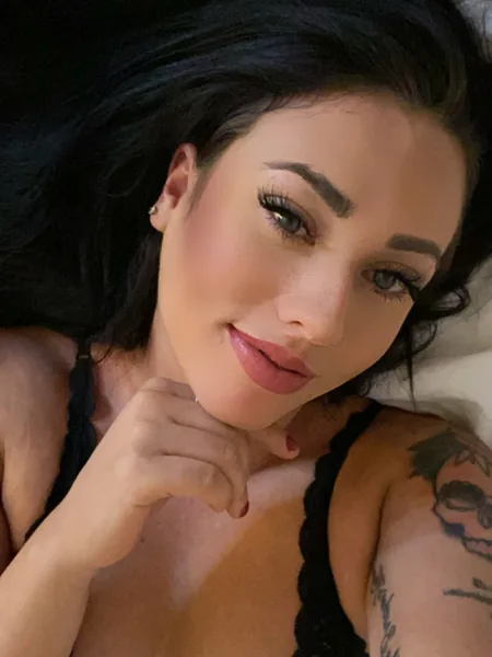 Courtnee James