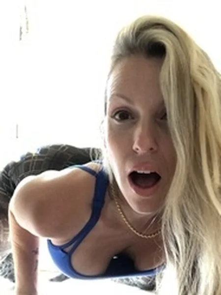 Courtney Cummz