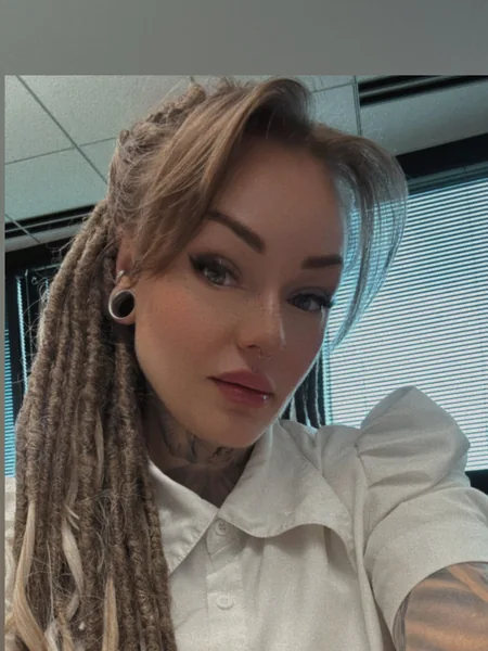 Courtney Mae