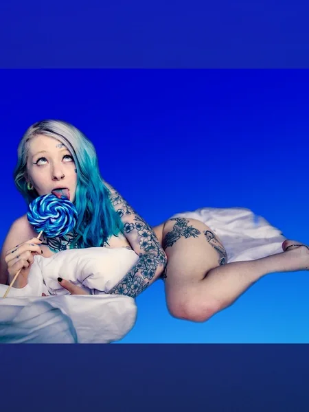 The coy emo 💙 avatar