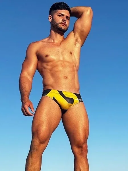 🇨🇺🇪🇸𝑪𝒖𝒃𝒂𝒏 𝑮𝒆𝒏𝒕𝒍𝒆𝒎𝒂𝒏 🤵‍♂️