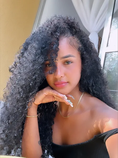 Curly_sweett