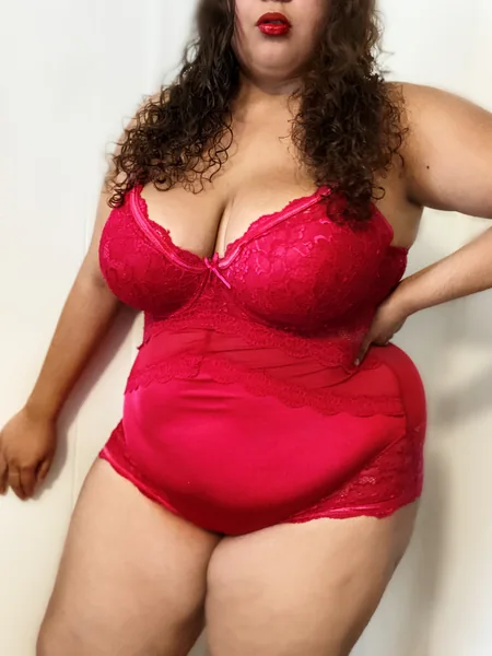Curvy Trouble
