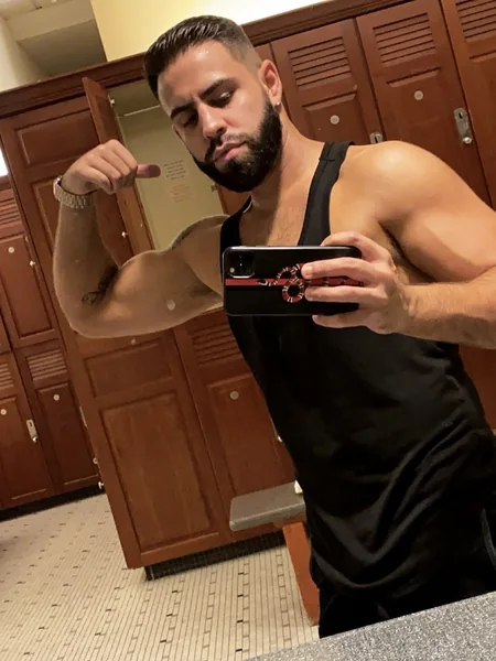 Darien Leon