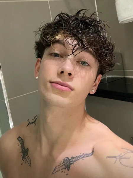 LUCA 👅