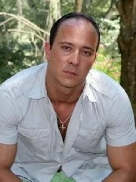 Damian Lee