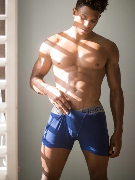Damien Ellis