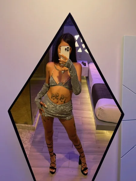 Dana_packs