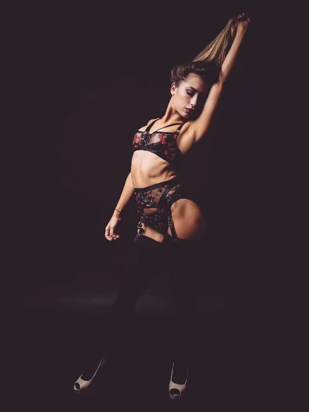 Danni Sins