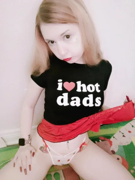 Darcy Strawberry🍓